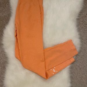 Move your body leggings